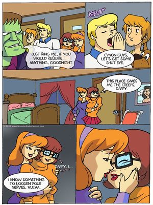 Screwbee Doo- Mystery Gang Bang 02 Adult Comics comics