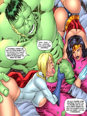 Superheroine ComiXXX- Wonder Woman & Power Girl- Big One 06 Porncomics comics